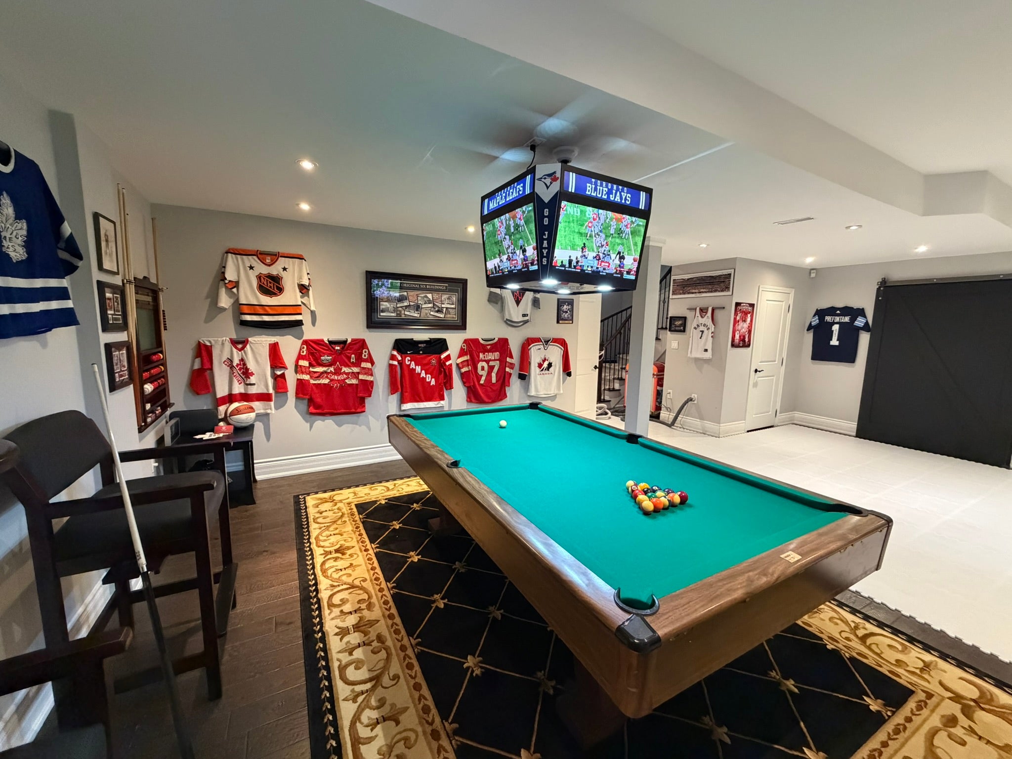 JumboTron - Ultimate Package (TVs Included) - TronVision Enterprises 